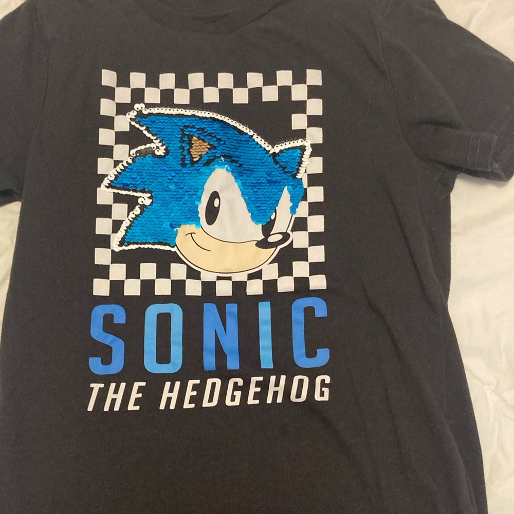 Flip sequin Sonic shirt